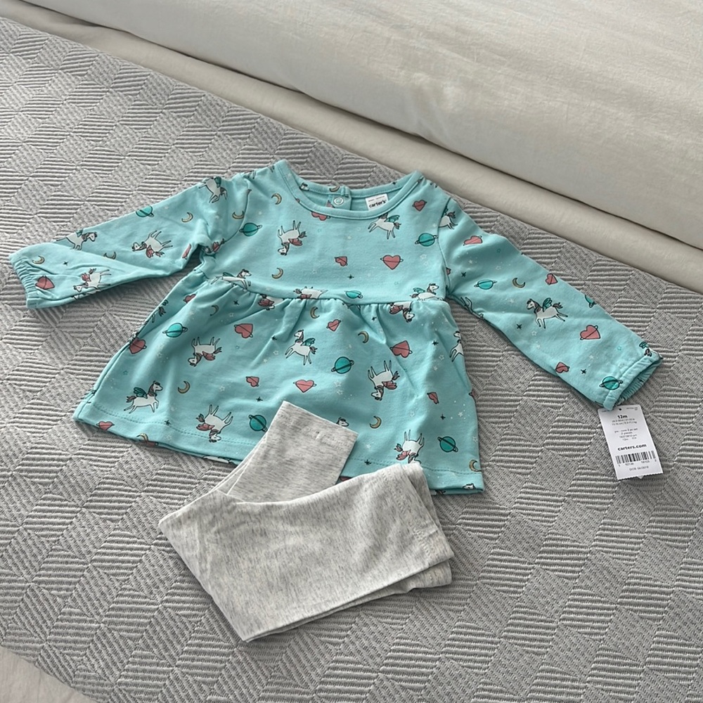 Carter’s baby outfit